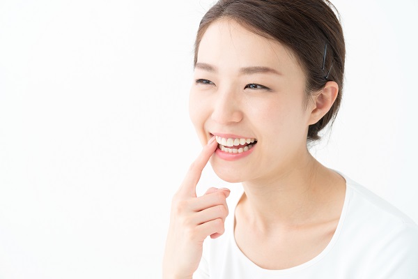ホワイトニング後の白い歯